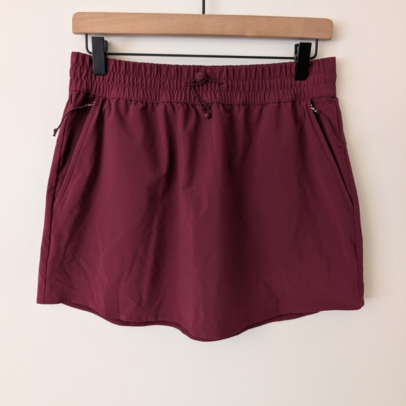 Athleta Dresses & Skirts - Athleta Womens Small Burgundy Athletic Skirt Activewear Athleisure Golf Tennis